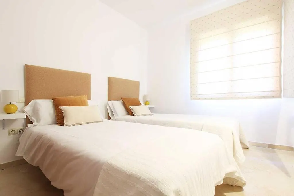 Piso 4 Hab. - Elviria Playa Apartment Marbella Spain