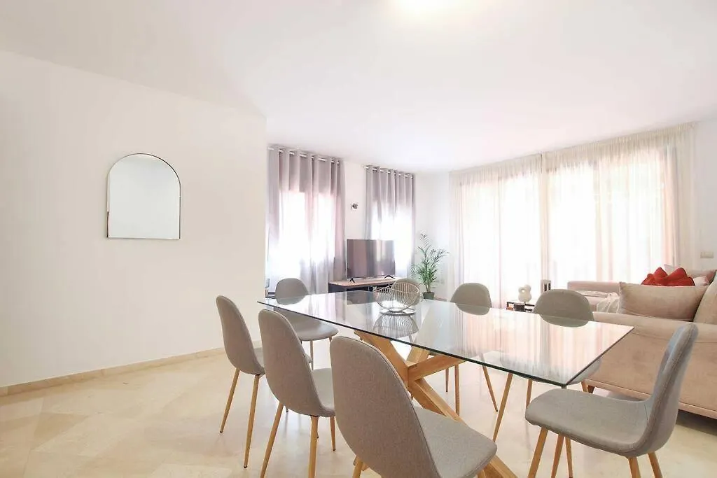 Piso 4 Hab. - Elviria Playa Apartment Marbella