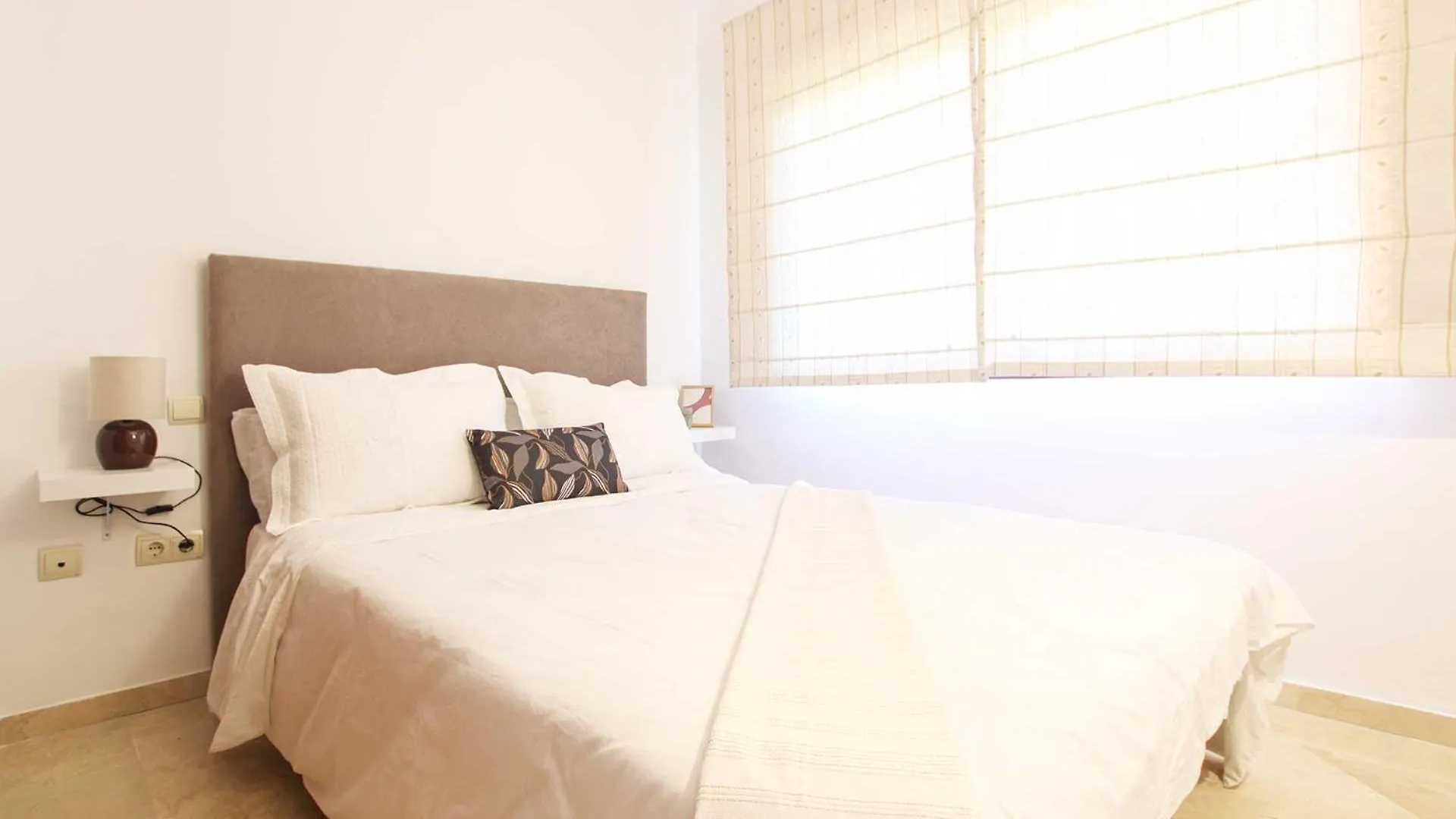 Piso 4 Hab. - Elviria Playa Apartment Marbella