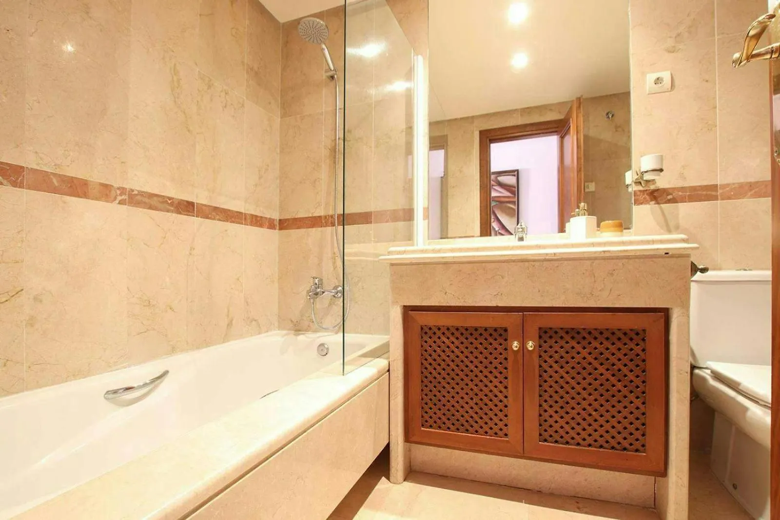 Piso 4 Hab. - Elviria Playa Apartment Marbella